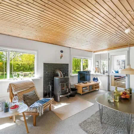 Landolf - 800m From The Sea By Interhome Blavand